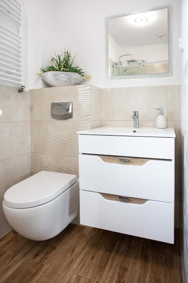 Apartamenty Pod Cisem Kudowa Zdroj Ngoại thất bức ảnh